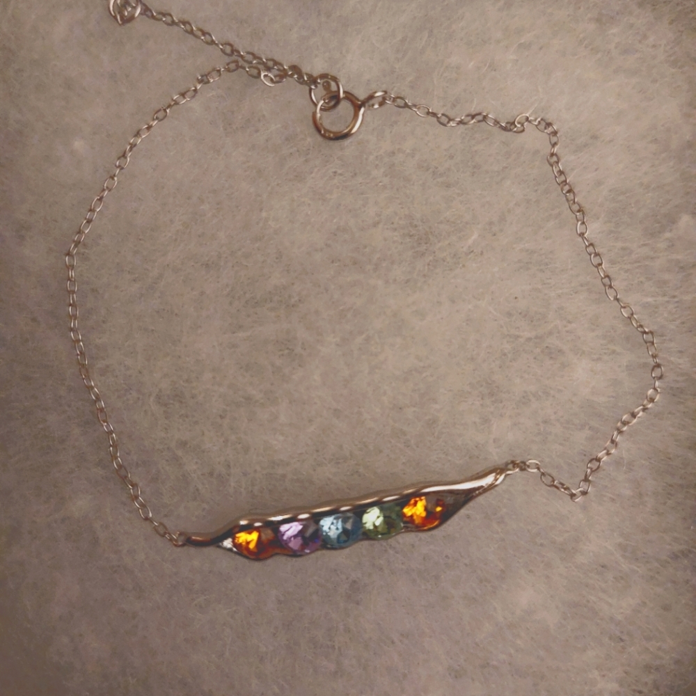 Eve's Addiction Colored stone bracelet